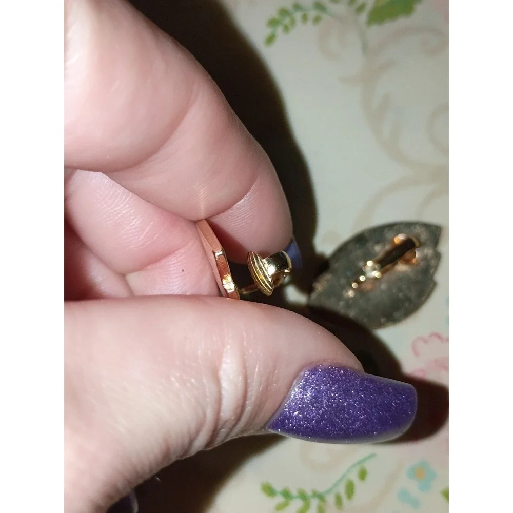 Tri Tone Rose Gold‎ Tone Leaves Avon? Unmarked Summer Clip Earrings 1 3/8 Inch